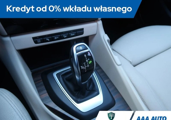 BMW X1 cena 58000 przebieg: 178775, rok produkcji 2014 z Koźmin Wielkopolski małe 106